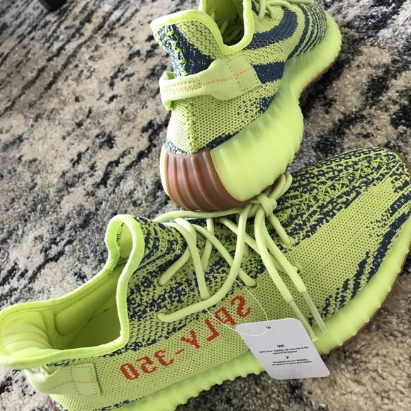 adidas nmd r1 men white and blue adidas yeezy boost 350 v2 real vs fake diamonds